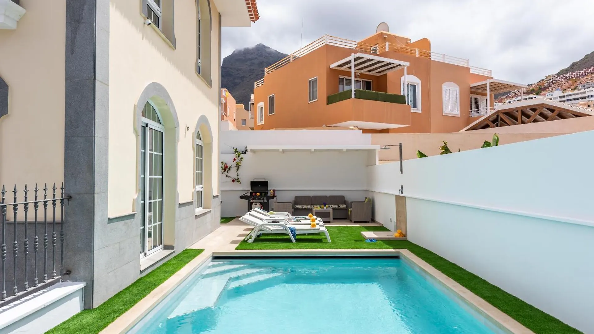 Villa Marzella - Luxury Costa Adeje